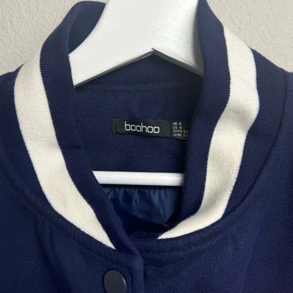 BOOHOO Oversized‎ Colorblock Varsity Bomber Jacket - Picture 6 of 10